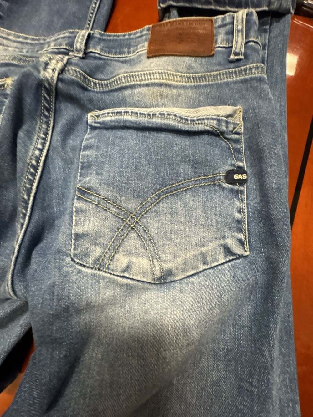 GAS Jeans Edition Granelier Bridge Number Four Straight Leg Medium Wash Denim Je